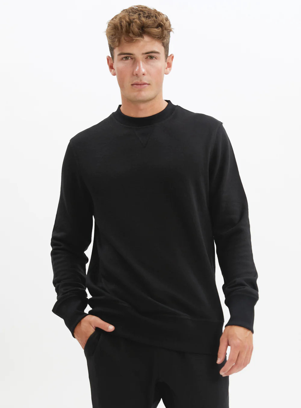Point Zéro black sweater for men