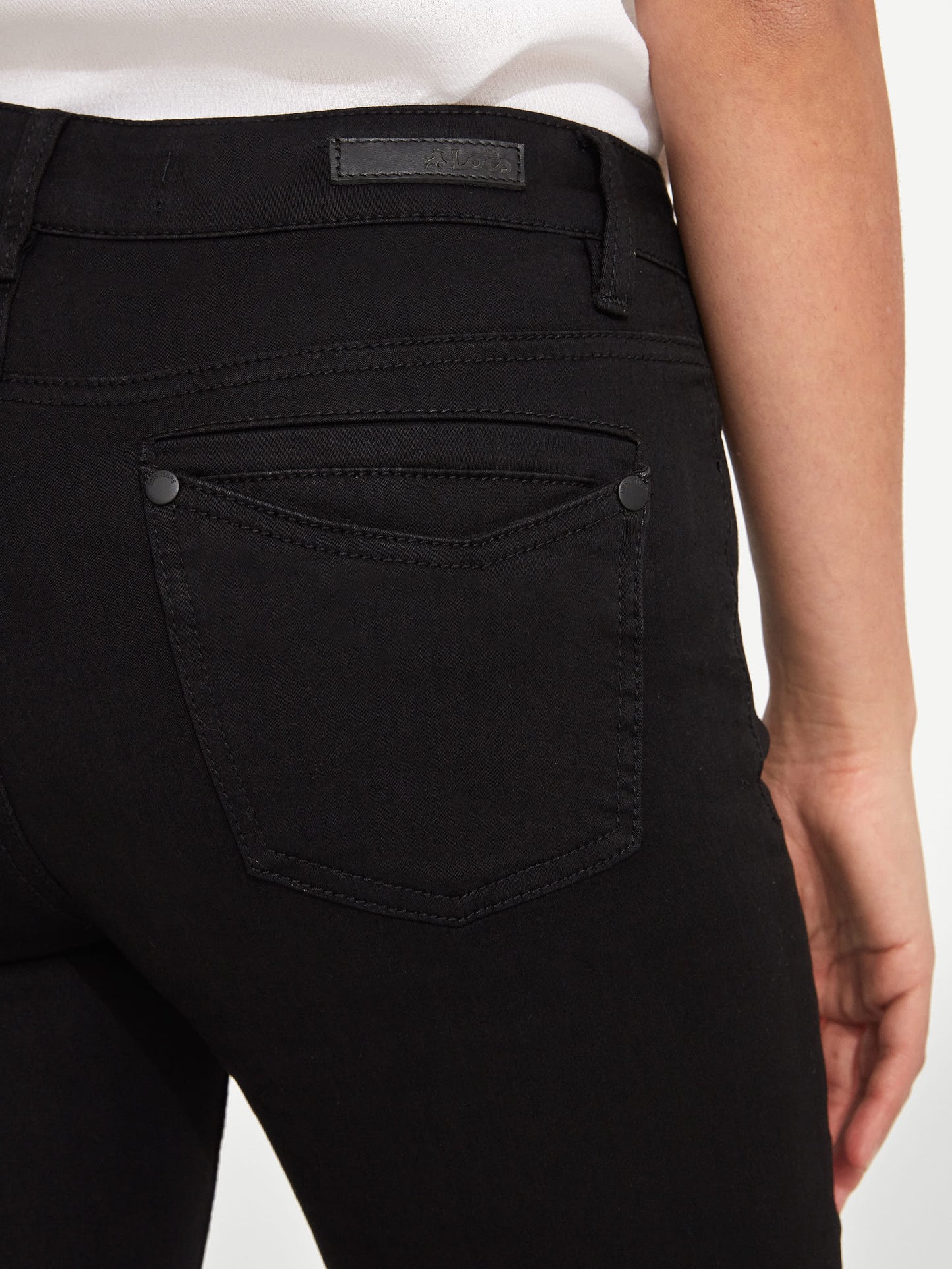 Georgia Lois Jeans for women