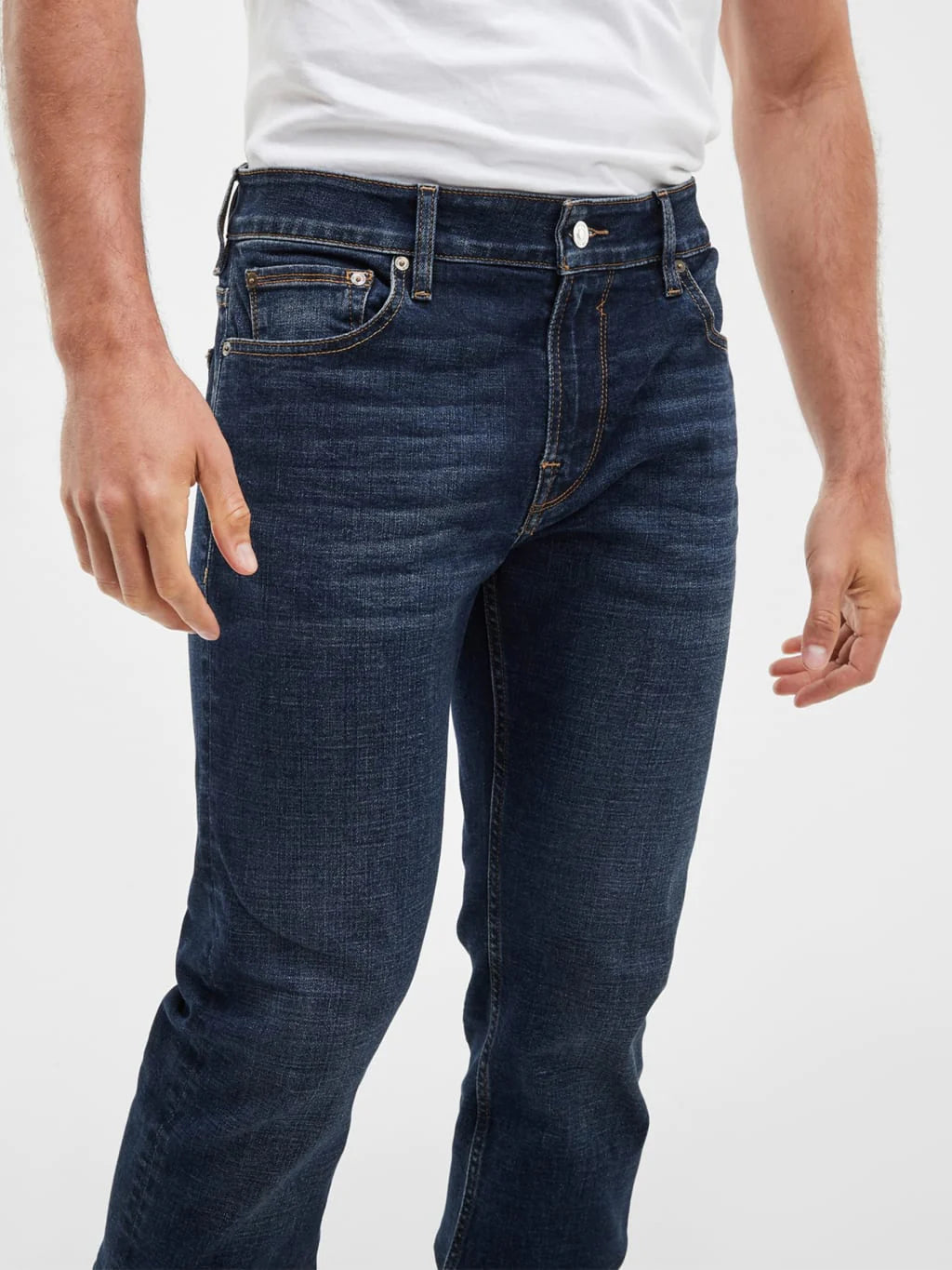 GUESS slim straight leg jeans for men