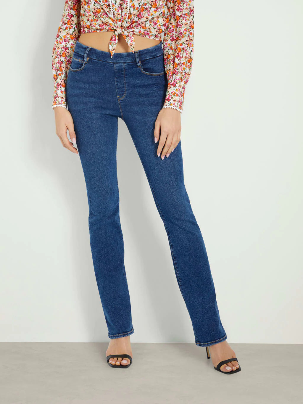 Jeans sexy boot Guess pour femme โ HANGAR-29